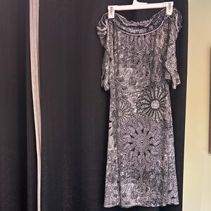 Essentials by Milano Black and White Floral Midi Dress